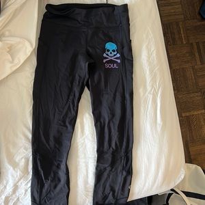 Lululemon SoulCycle legging 3/4 length. Size 4.